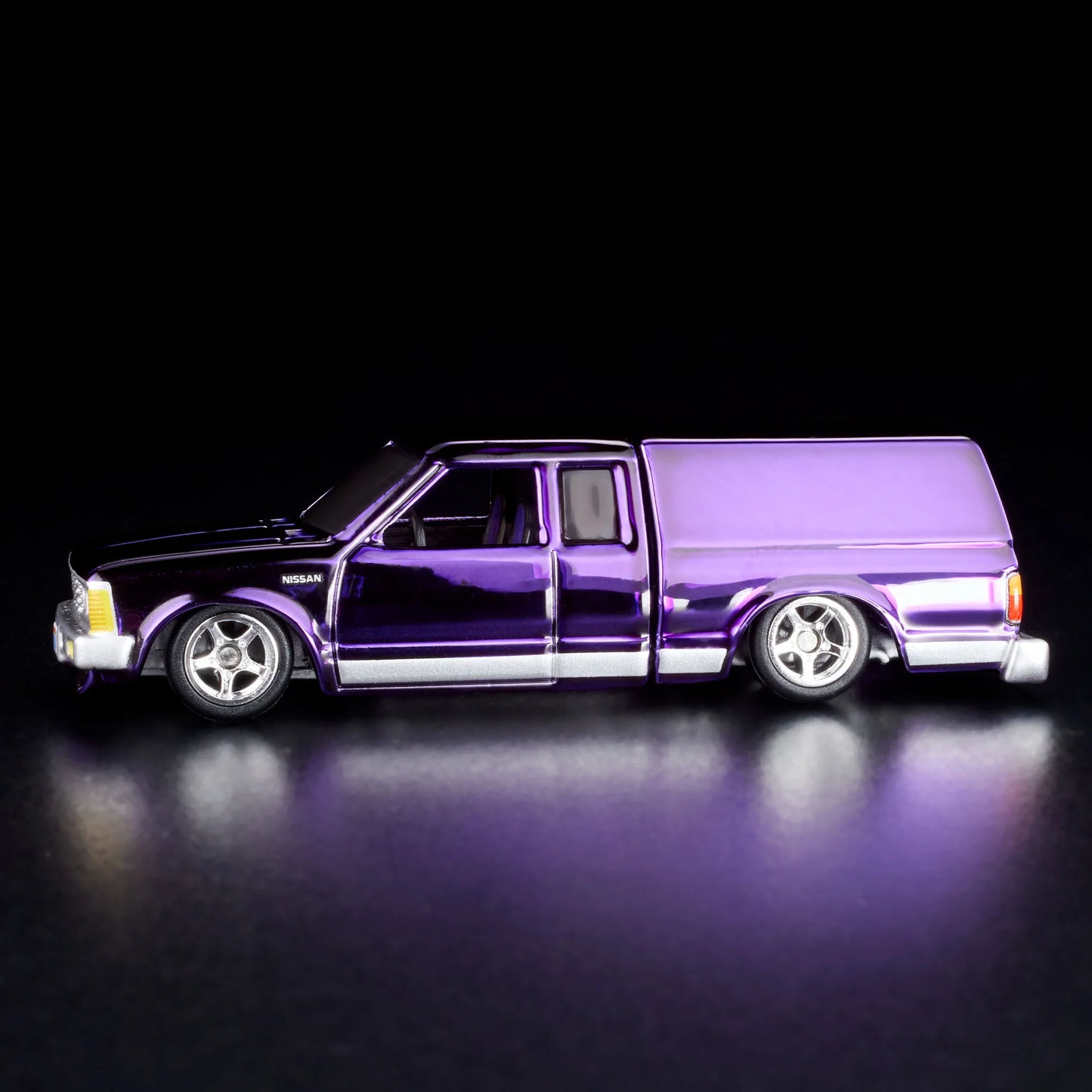 Hot Wheels RLC Exclusive 1986 Nissan 720 King Cab